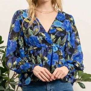 NWT Blu Pepper Blue Floral V Neck Blouse Long Sleeves